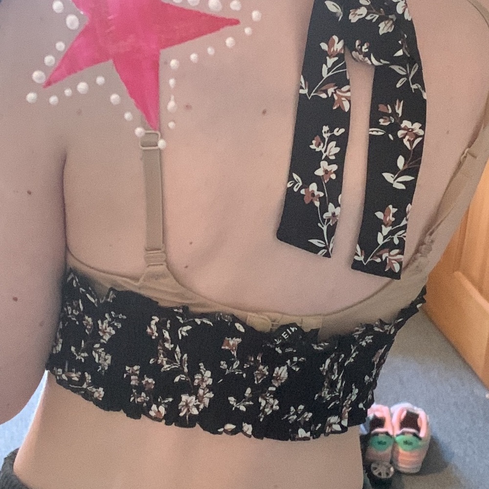 halter top - Picture 2 of 2